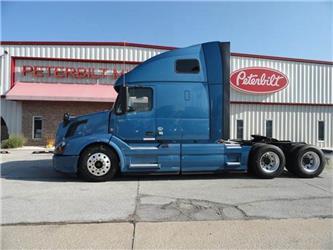 Volvo VNL64T670