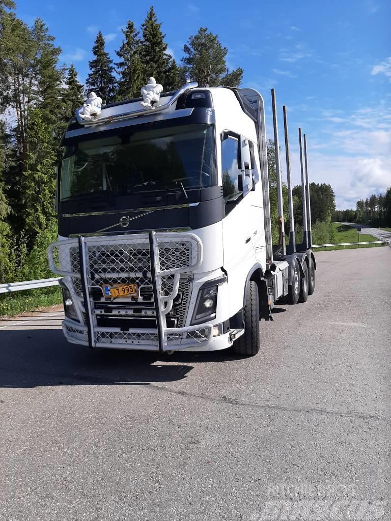 Volvo FH 16 Timber trucks
