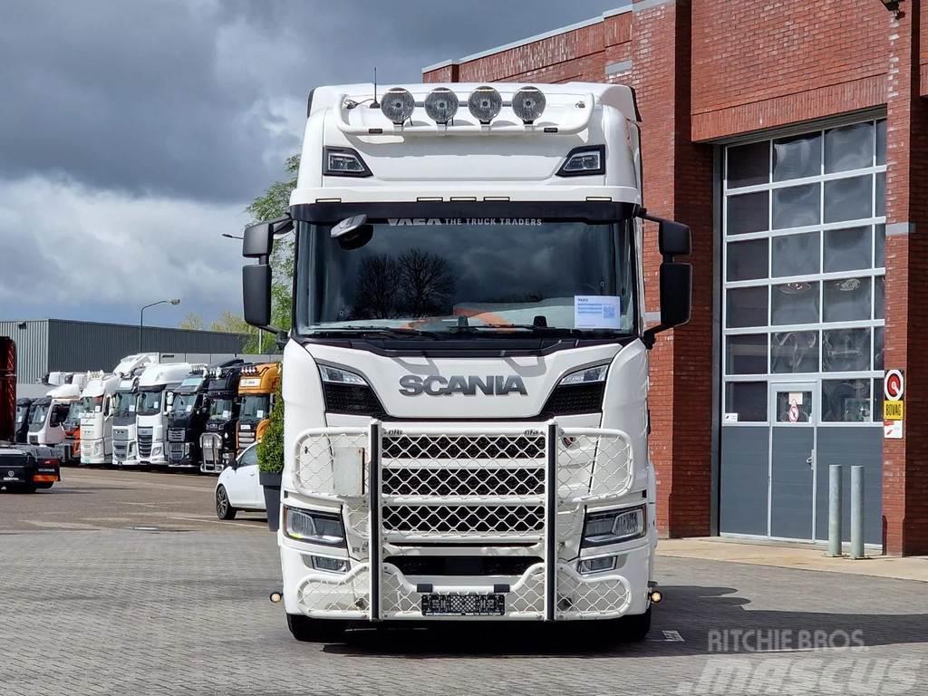 Scania R580 V8 NGS Highline 6x2 - Retarder - Full air - L Tractor Units