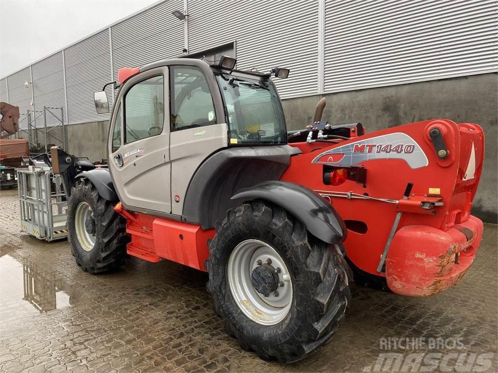 Manitou MT1440A ST3B Telescopic handlers