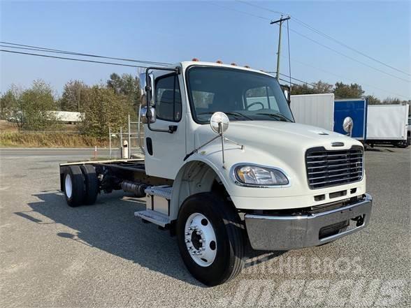 Freightliner BUSINESS CLASS M2 106 Chassis Cab trucks