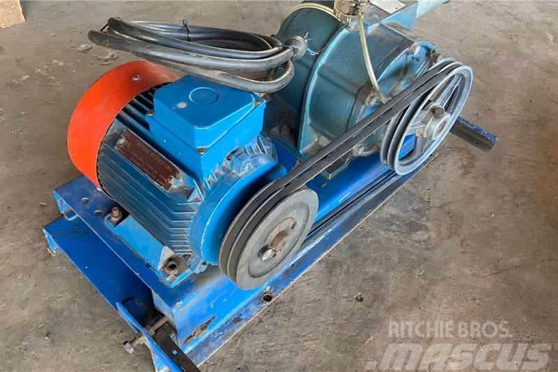  Waterpump with Electrical Motor Other trucks