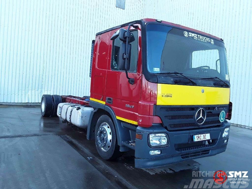 Mercedes-Benz Actros 1841 Chassis Cab trucks