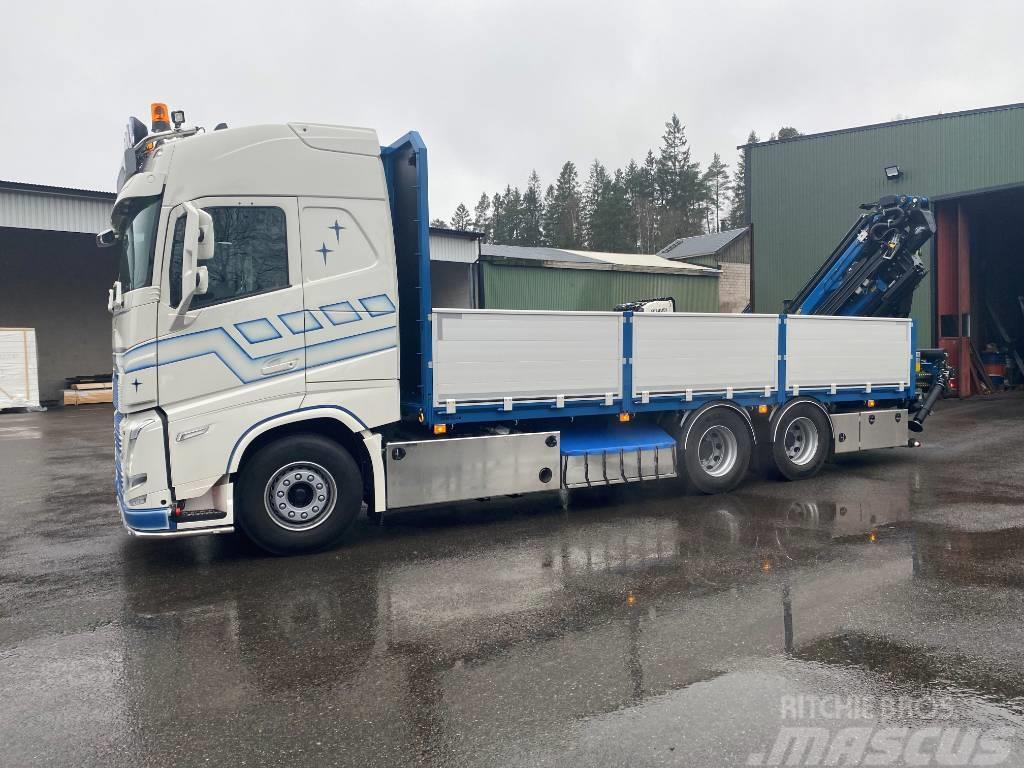 Volvo FH 6x4 Flak och Kran "Fabriksny" Flatbed / Dropside trucks