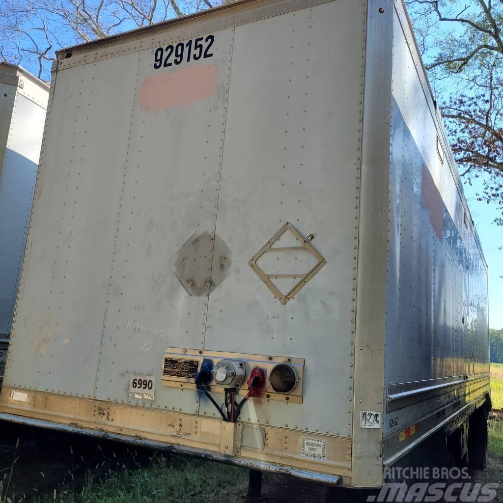 Great Dane 32 X 102 LIFTGATE Box body trailers