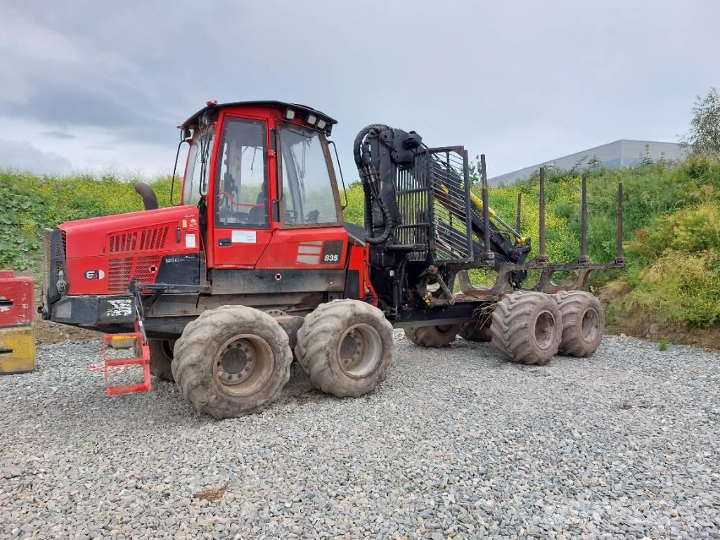 Komatsu 835 Forwarders