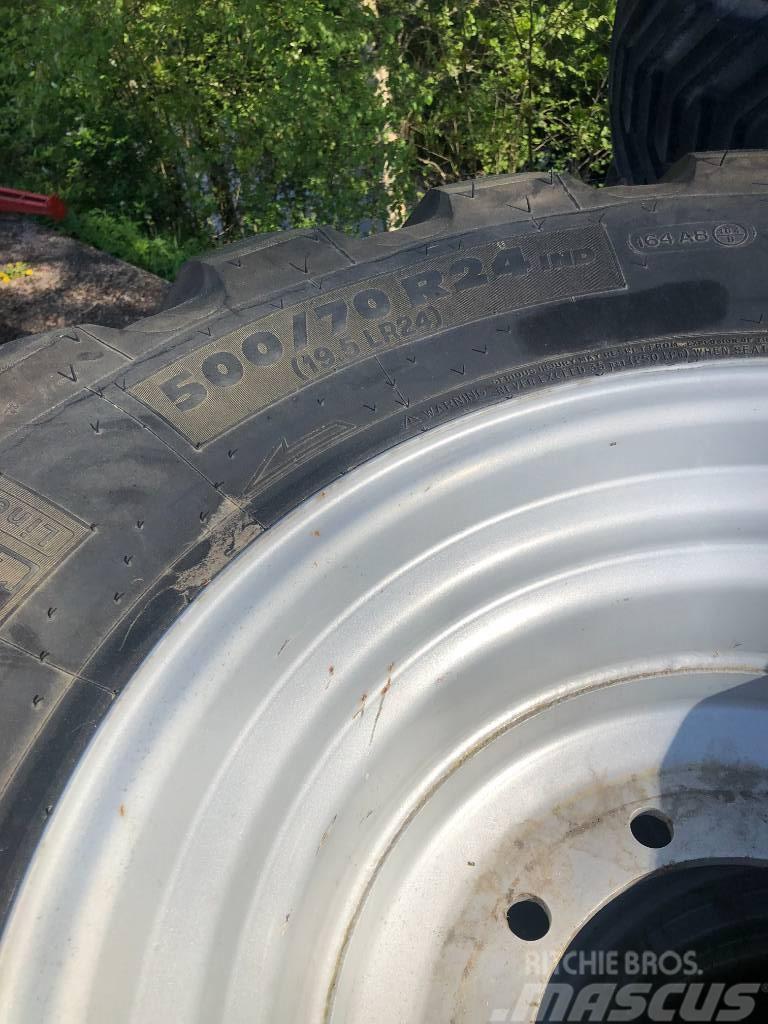 Michelin XMCL 500/70R24 Tyres, wheels and rims