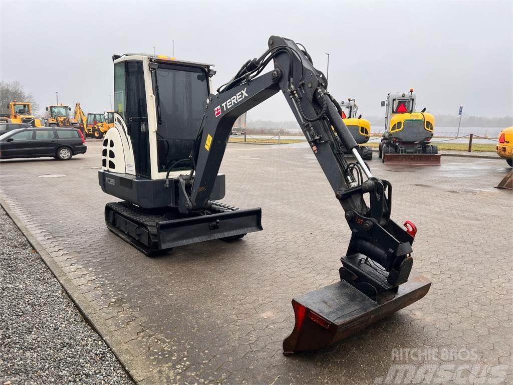 Terex TC29 - 2.900 kg. / JST Powertilt & 2 skovle Mini excavators < 7t (Mini diggers)