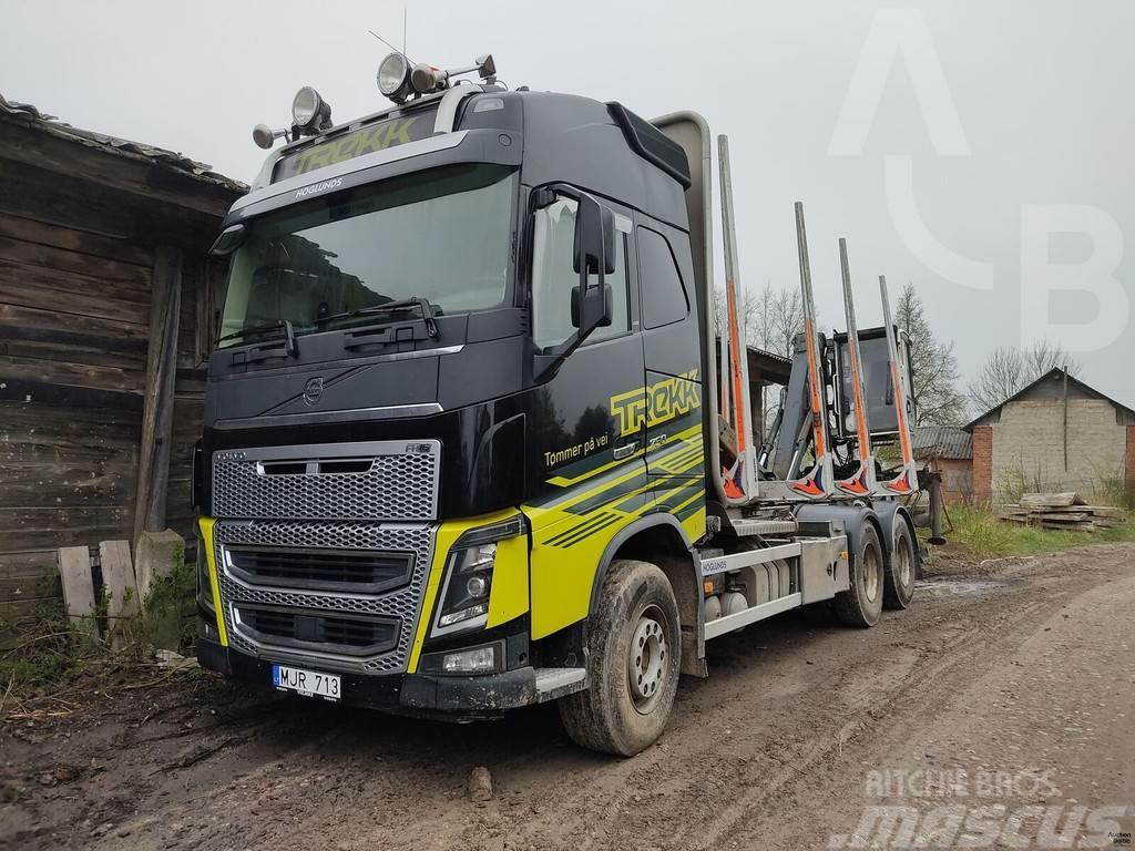 Volvo FH16 750 Timber trucks