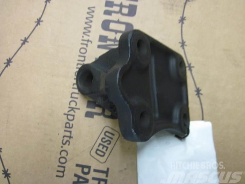  Engine Mount Other components