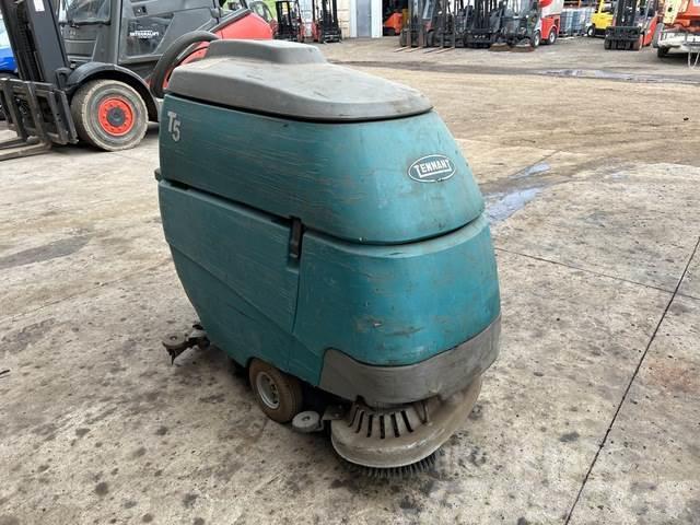  Tennent T5 Indoor sweepers