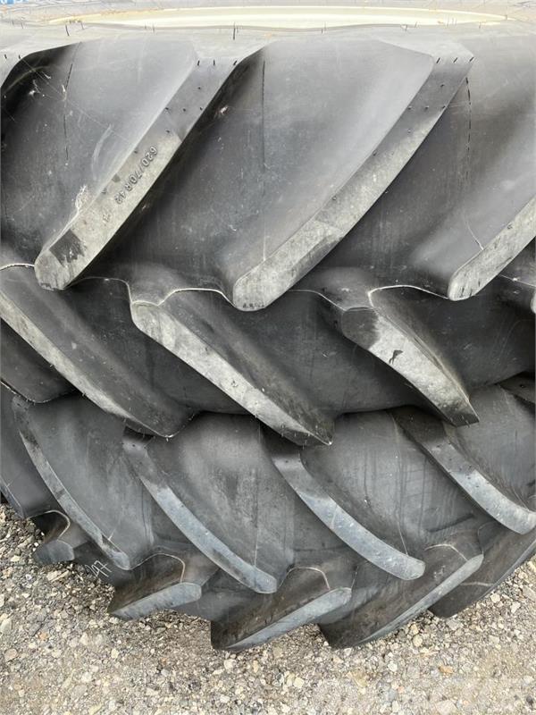  - - - 520/85R38 Tyres, wheels and rims