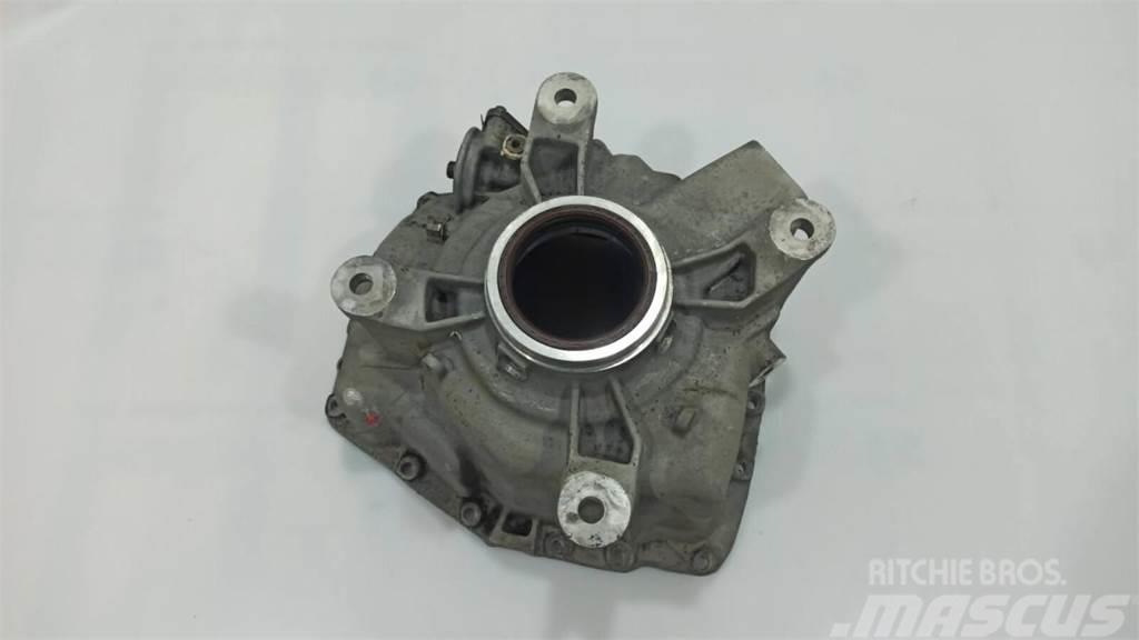 Volvo spare part - transmission - gearbox housing Transmission