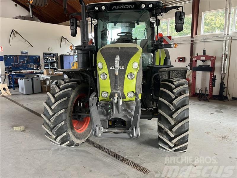 CLAAS ARION 530 CIS+ Aff. foraksel Tractors