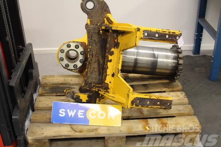 Volvo A25C Drag Chassis and suspension