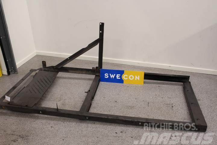 Volvo EW180B Ram Chassis and suspension
