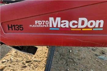 MacDon FD135 Draper