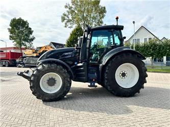 Valtra T235 Direct Smart Touch TWINTRAC! 745 HOURS