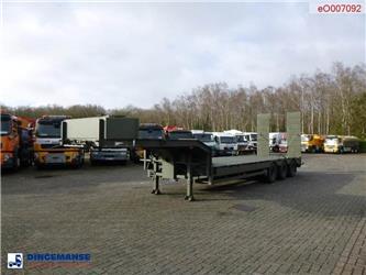 Broshuis 3-axle semi-lowbed trailer E-2130 / 73 t + ramps