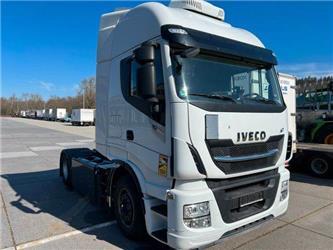 Iveco AS440 S46T