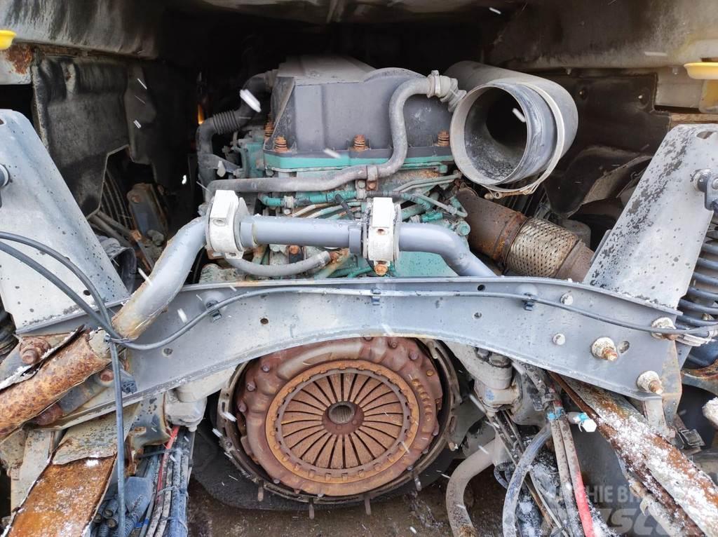 Volvo FH 480 6x2 D13A480 ENGINE / GEARBOX DEFECT Chassis and suspension