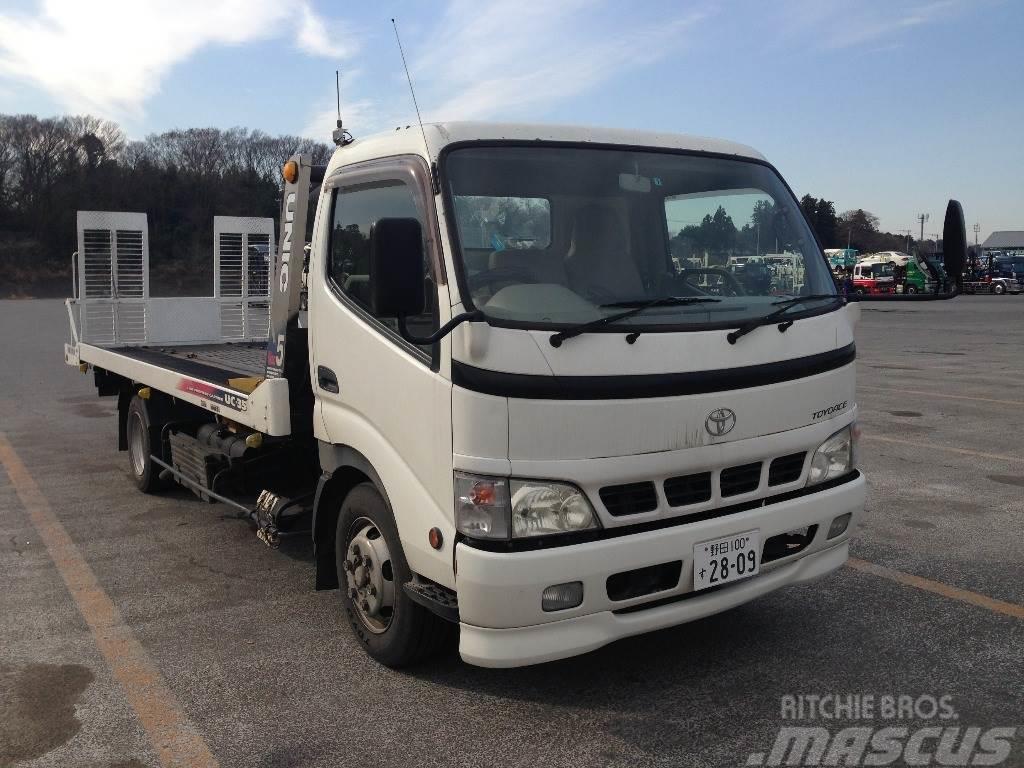 Toyota PB-XZU423 Vehicle transporters