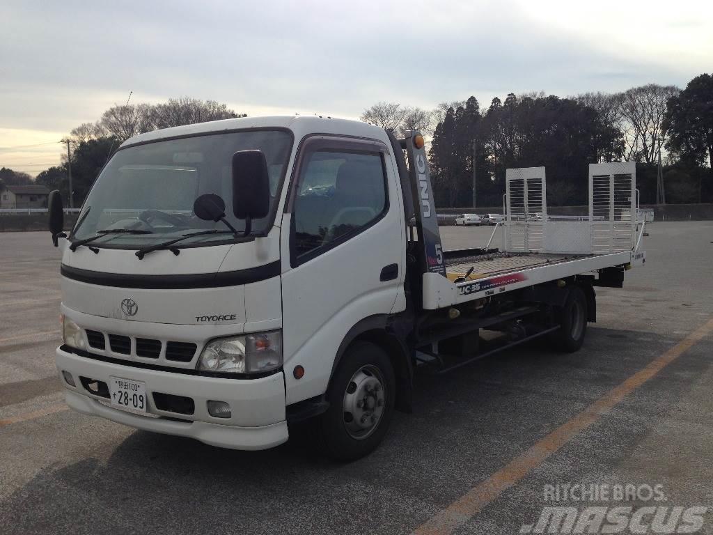 Toyota PB-XZU423 Vehicle transporters