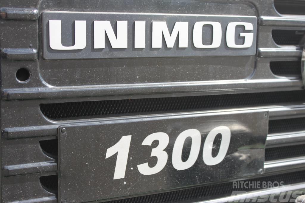 Mercedes-Benz Unimog U 1300 L Flatbed / Dropside trucks