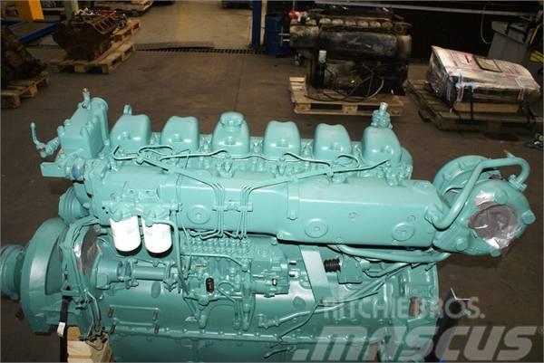 Volvo TD121C Engines