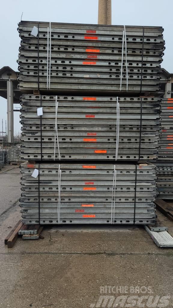Layher Allround U-Plataformas en acero de 2,57m Scaffolding equipment