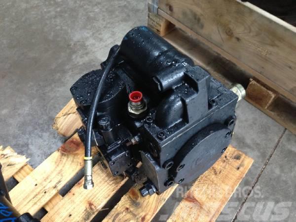 John Deere 1470D Trans pump F062534 Hydraulics