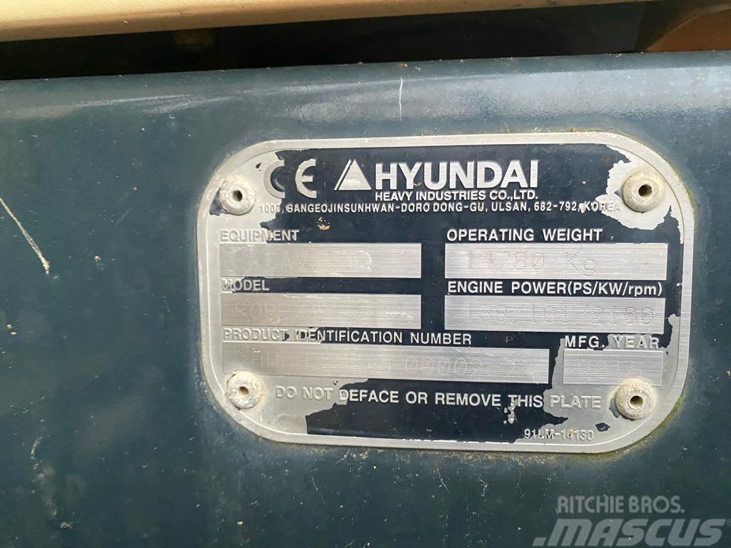 Hyundai 140W-9A Wheeled excavators
