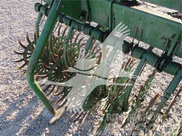John Deere 400 Other tillage machines and accessories