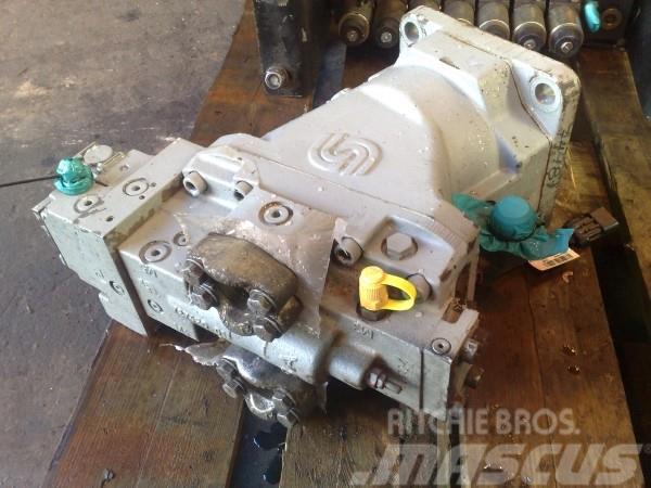 Timberjack 1270B Transmission pump and motor Transmission