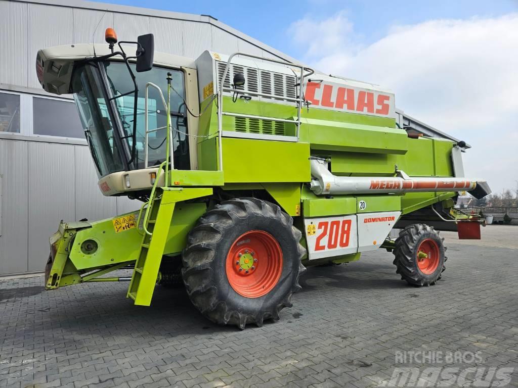 CLAAS Mega 208 Combine harvesters