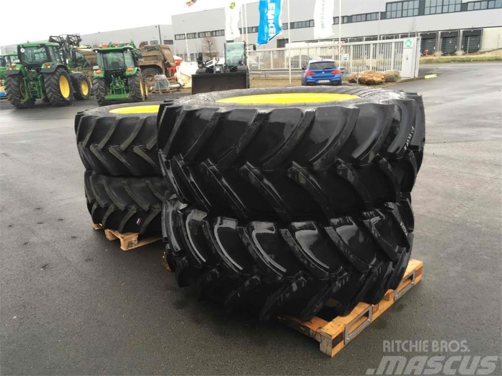 Mitas 650/65 R38 + 540/65R28 Other agricultural machines