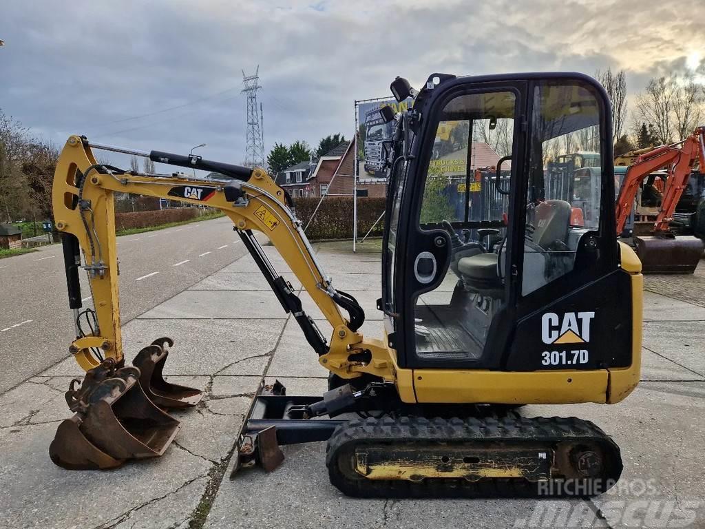CAT 301.7D met lage urenstand Mini excavators < 7t (Mini diggers)