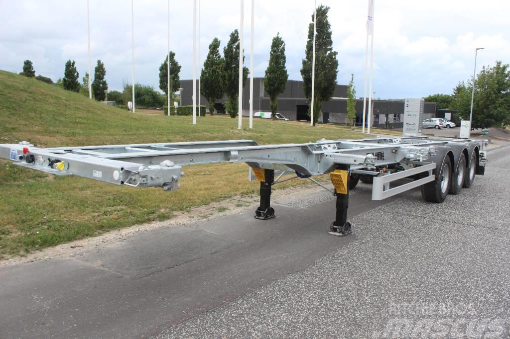 AMT CO300 Container chassis  for 40"  samt  2 x 20" Containerframe semi-trailers