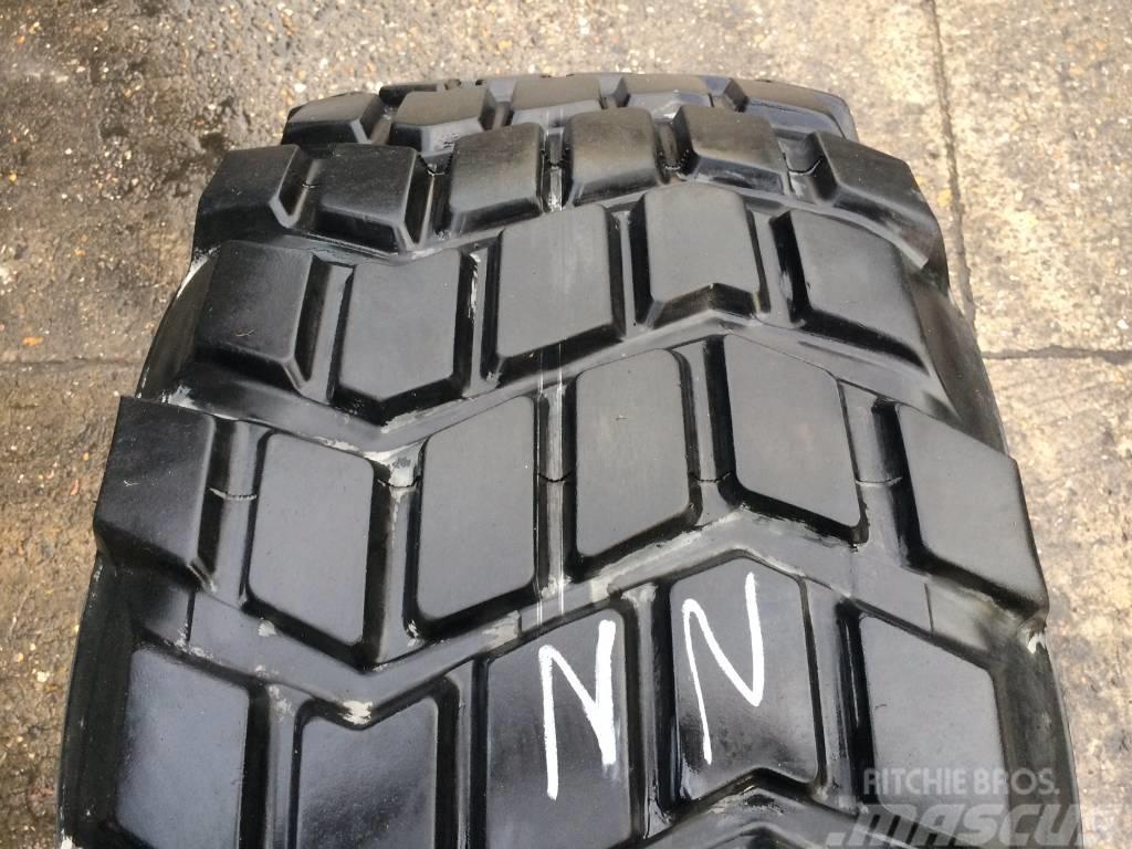 Michelin 525/65R20.5 XS - USED NN 95% Tyres, wheels and rims