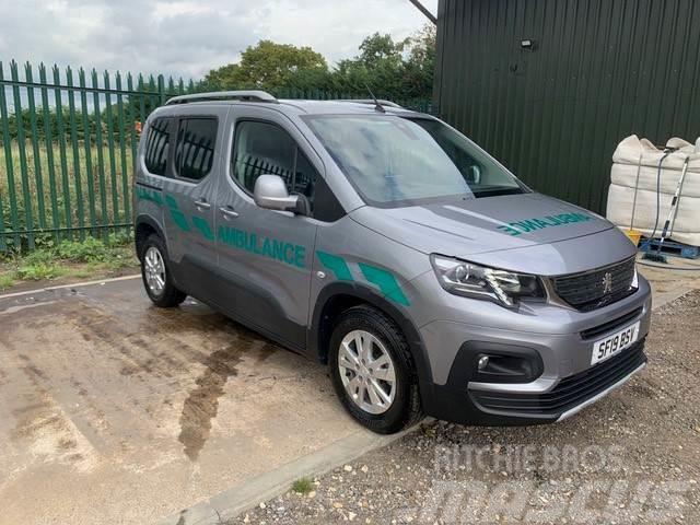 Peugeot Rifter WAV Ambulances
