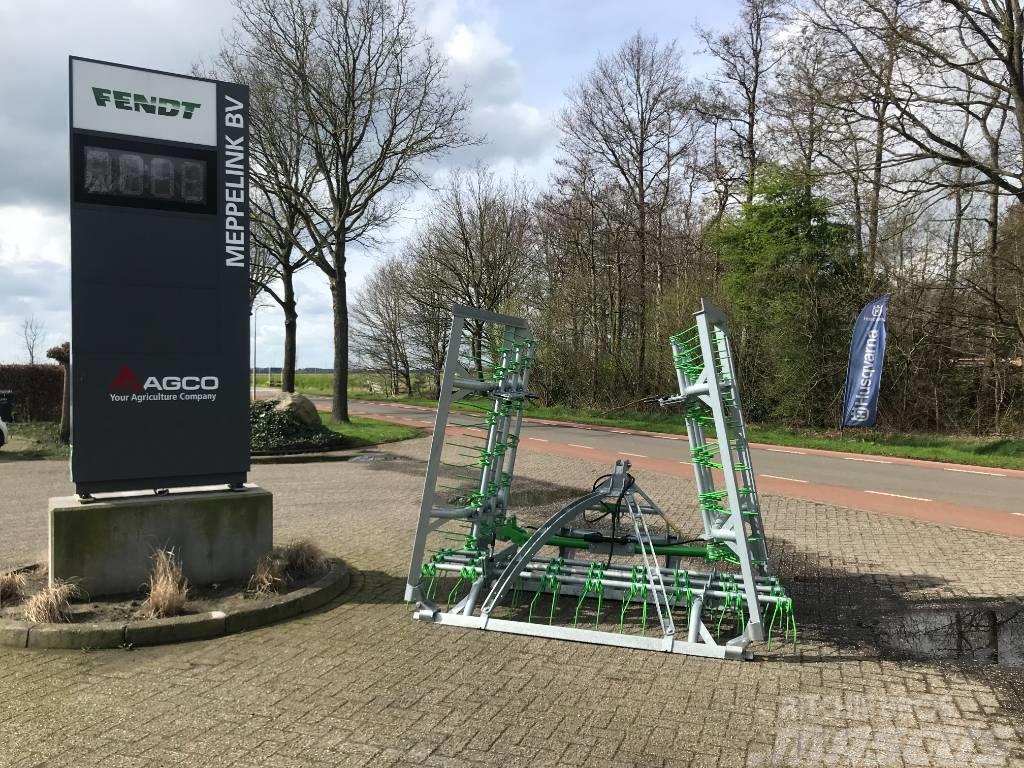 Zocon Greenkeeper Other livestock machinery and accessories