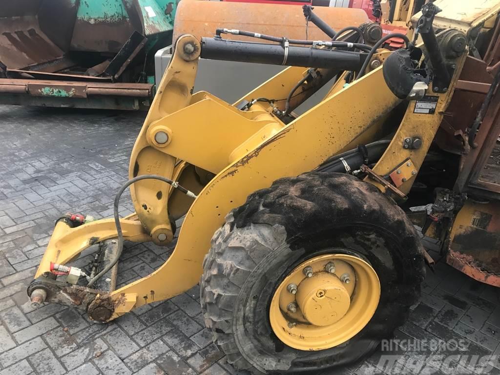 CAT 906 H 2  (For parts) Wheel loaders