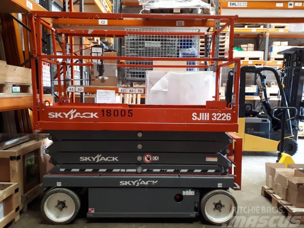 SkyJack SJ 3226 Scissor lifts