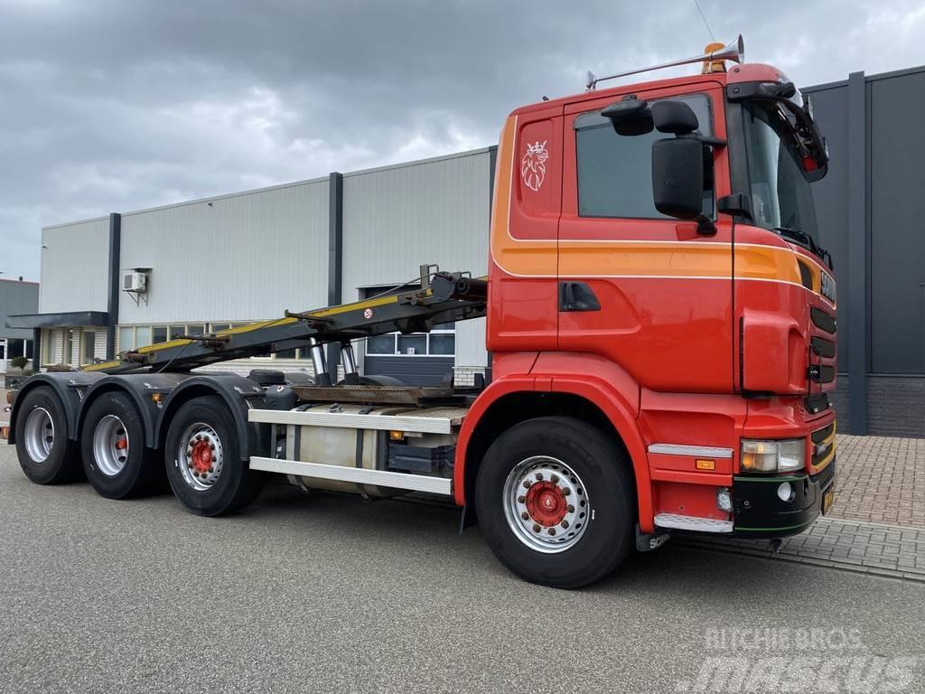 Scania R440 8x4 NCH Container / Manual Hook lift trucks
