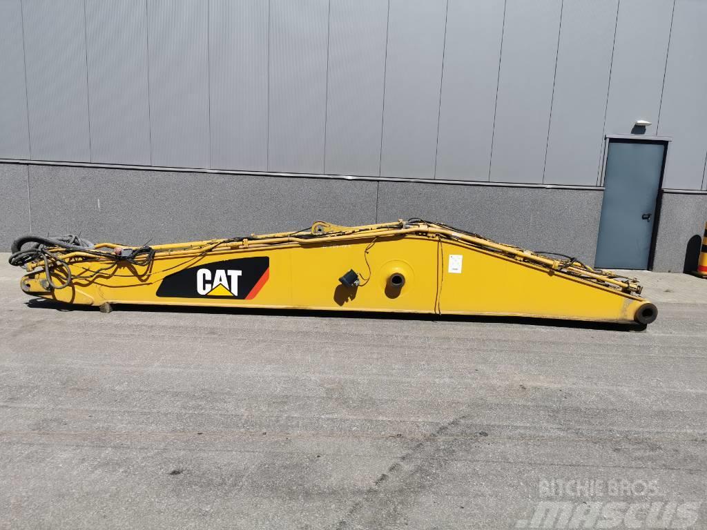 CAT boom and stick 330 D Booms and arms