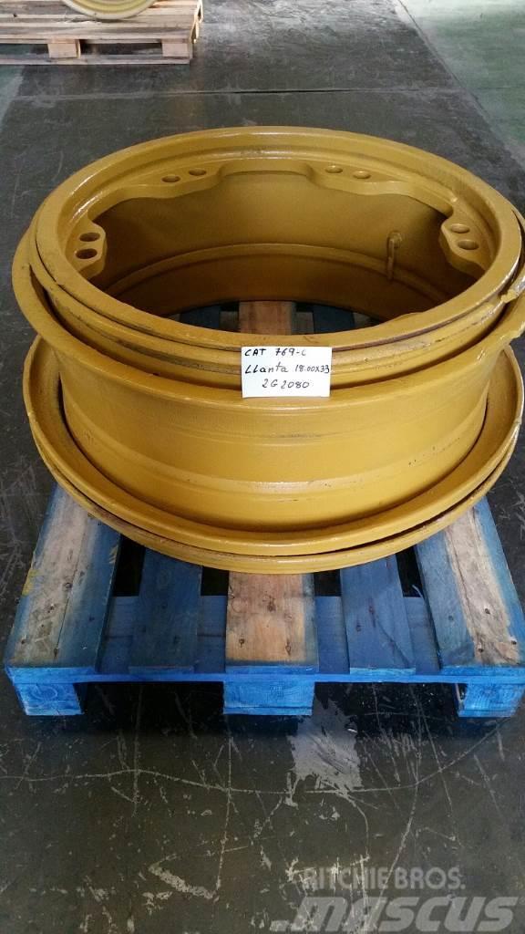 CAT 769C Tyres, wheels and rims