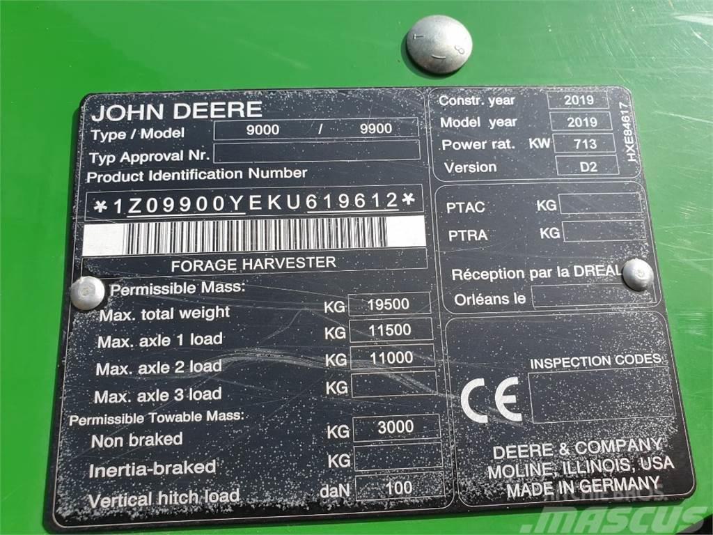 John Deere 9900 Forage harvesters