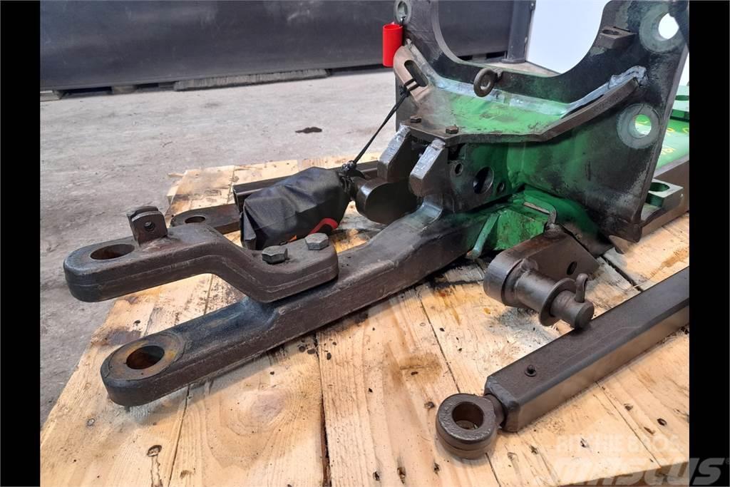 John Deere 6150R Hitch Other tractor accessories