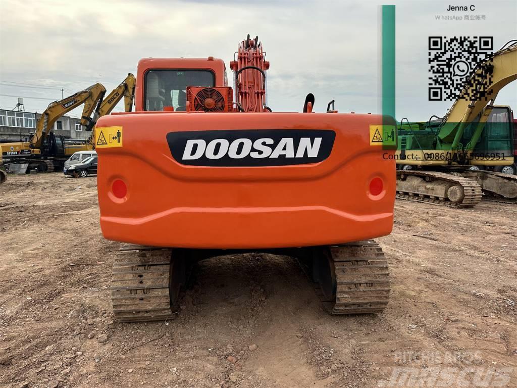 Doosan DX 120 Midi excavators  7t - 12t