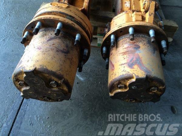 Case CASE 788P front + rear axles Other